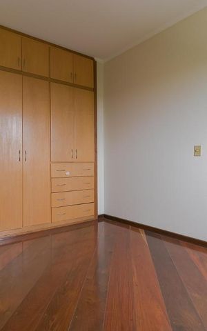 Apartamento para alugar com 140m², 4 quartos e 2 vagas Apartamento para alugar com 140m², 4 quartos e 2 vagasQuarto 01