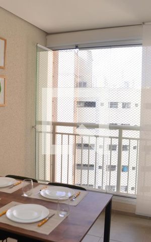 Apartamento à venda com 36m², 1 quarto e 2 vagasVista