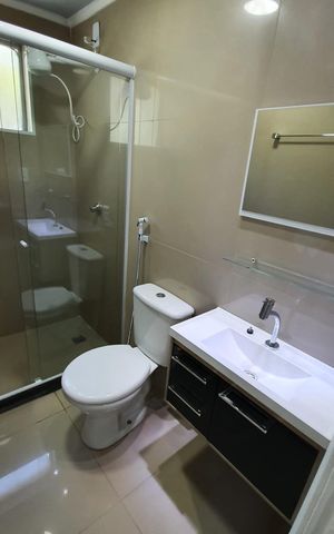 Apartamento à venda com 60m², 2 quartos e 1 vaga Apartamento à venda com 60m², 2 quartos e 1 vagaBanheiro