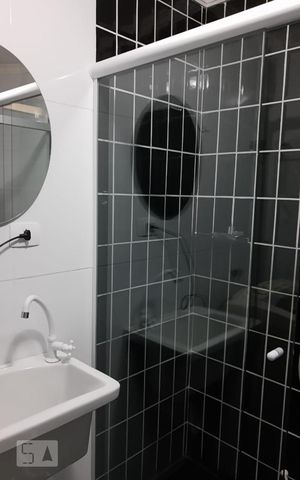 Apartamento à venda com 40m², 1 quarto e sem vaga Apartamento à venda com 40m², 1 quarto e sem vagaBanheiro
