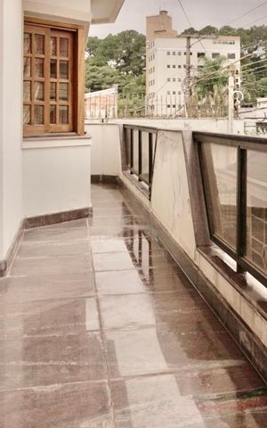 Casa para alugar com 550m², 4 quartos e 7 vagasVaranda da Sala