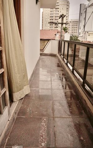Casa para alugar com 550m², 4 quartos e 7 vagasVaranda Sala de TV 2