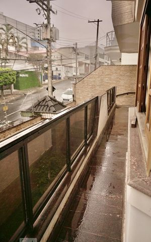 Casa para alugar com 550m², 4 quartos e 7 vagas Casa para alugar com 550m², 4 quartos e 7 vagasVaranda da Sala