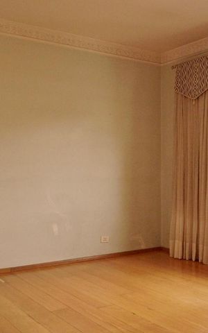 Casa para alugar com 550m², 4 quartos e 7 vagasSuíte 2
