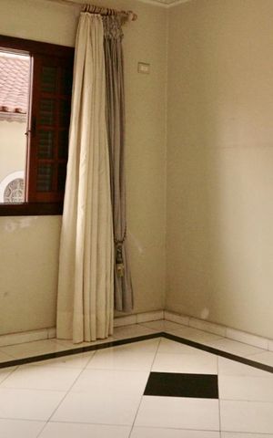 Casa para alugar com 550m², 4 quartos e 7 vagasSuíte 1