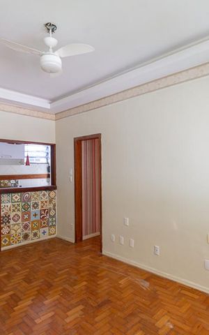 Apartamento à venda com 70m², 2 quartos e sem vaga Apartamento à venda com 70m², 2 quartos e sem vagaSala