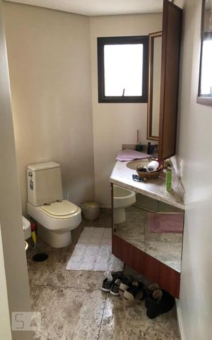 Apartamento à venda com 330m², 4 quartos e 4 vagasSuíte master + sala de banho