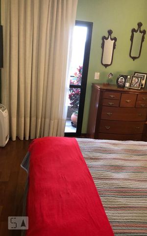Apartamento à venda com 330m², 4 quartos e 4 vagasQuarto