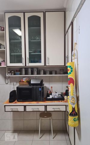 Apartamento para alugar com 95m², 3 quartos e 2 vagas Apartamento para alugar com 95m², 3 quartos e 2 vagasCozinha
