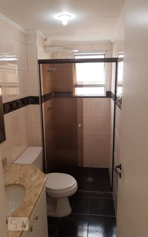 Apartamento à venda com 61m², 2 quartos e 1 vaga Apartamento à venda com 61m², 2 quartos e 1 vagaBanheiro