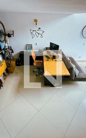 Apartamento para alugar com 65m², 1 quarto e 1 vagaSala
