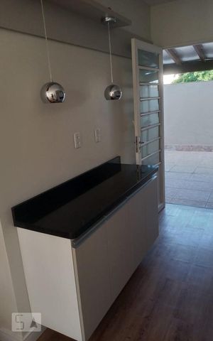 Casa de condomínio à venda com 79m², 2 quartos e 1 vaga