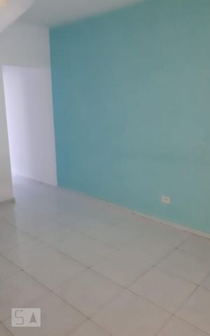 Casa à venda com 170m², 3 quartos e 1 vaga Casa à venda com 170m², 3 quartos e 1 vagaSala