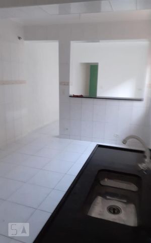 Casa à venda com 170m², 3 quartos e 1 vaga Casa à venda com 170m², 3 quartos e 1 vagaCozinha
