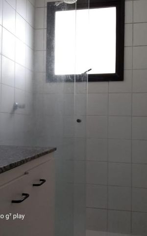 Apartamento à venda com 82m², 3 quartos e 2 vagas Apartamento à venda com 82m², 3 quartos e 2 vagasBanheiro da suíte