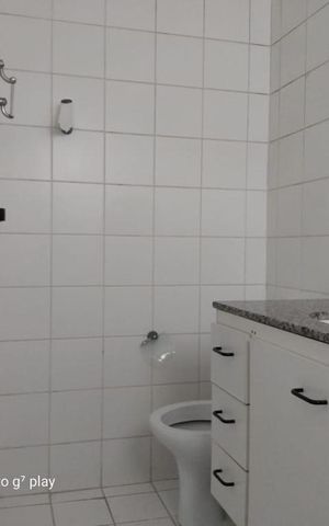 Apartamento à venda com 82m², 3 quartos e 2 vagas Apartamento à venda com 82m², 3 quartos e 2 vagasBanheiro da suíte