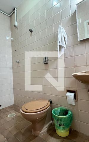 Casa para alugar com 210m², 4 quartos e 2 vagas Casa para alugar com 210m², 4 quartos e 2 vagasBanheiro Edícula