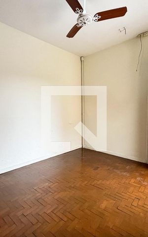 Casa para alugar com 210m², 4 quartos e 2 vagas Casa para alugar com 210m², 4 quartos e 2 vagasSuite Edícula
