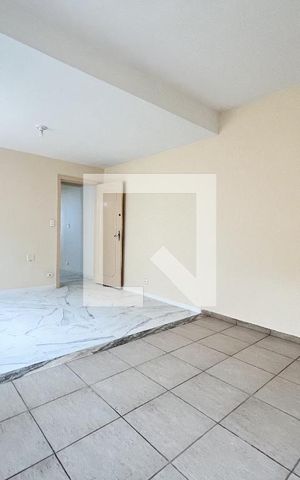 Casa para alugar com 210m², 4 quartos e 2 vagas Casa para alugar com 210m², 4 quartos e 2 vagasSala de Jantar