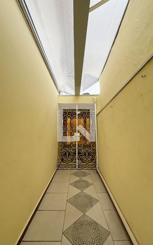 Casa para alugar com 210m², 4 quartos e 2 vagas Casa para alugar com 210m², 4 quartos e 2 vagasEntrada