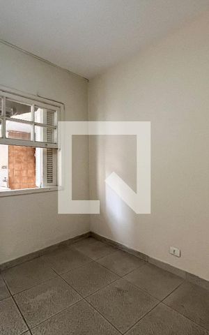 Casa para alugar com 210m², 4 quartos e 2 vagas Casa para alugar com 210m², 4 quartos e 2 vagasQuarto de Serviço