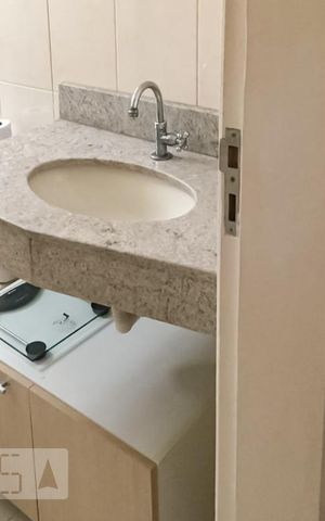 Apartamento à venda com 69m², 3 quartos e 2 vagas Apartamento à venda com 69m², 3 quartos e 2 vagasBanheiro