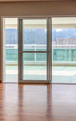 Apartamento à venda com 109m², 3 quartos e 2 vagas Apartamento à venda com 109m², 3 quartos e 2 vagasSala