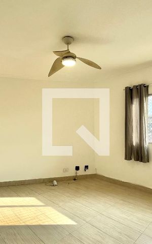Apartamento à venda com 70m², 2 quartos e 1 vaga Apartamento à venda com 70m², 2 quartos e 1 vagaSala