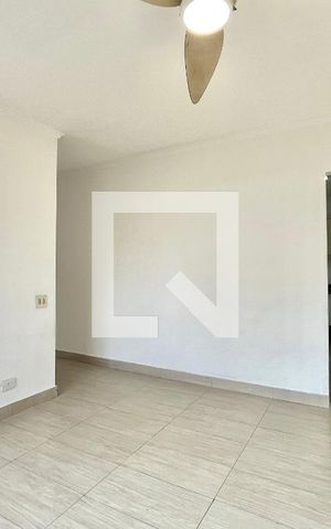 Apartamento à venda com 70m², 2 quartos e 1 vaga Apartamento à venda com 70m², 2 quartos e 1 vagaSala