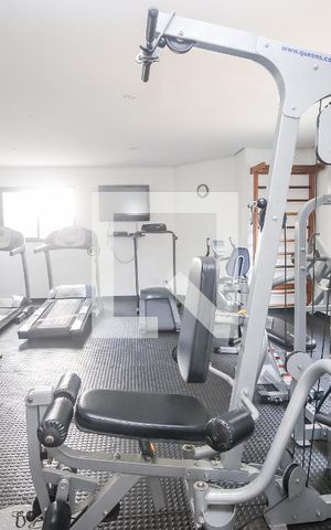 Apartamento à venda com 79m², 2 quartos e 2 vagas Apartamento à venda com 79m², 2 quartos e 2 vagasÁrea comum - Academia