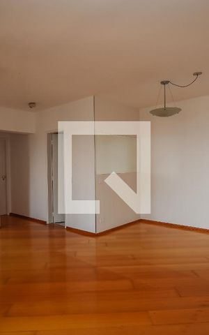 Apartamento à venda com 79m², 2 quartos e 2 vagas Apartamento à venda com 79m², 2 quartos e 2 vagasSala