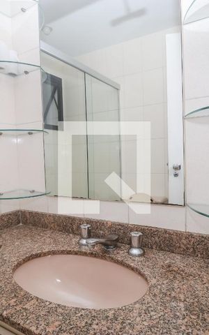 Apartamento à venda com 79m², 2 quartos e 2 vagas Apartamento à venda com 79m², 2 quartos e 2 vagasBanheiro 2