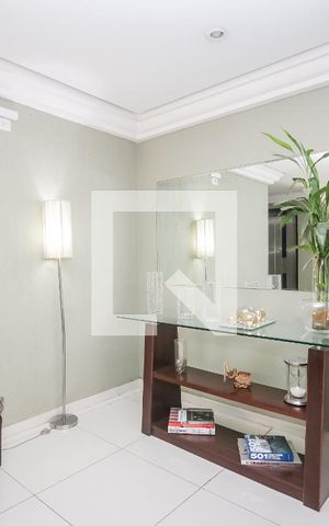Apartamento à venda com 79m², 2 quartos e 2 vagas Apartamento à venda com 79m², 2 quartos e 2 vagasHall de Entrada