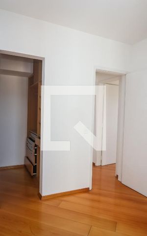 Apartamento à venda com 79m², 2 quartos e 2 vagas Apartamento à venda com 79m², 2 quartos e 2 vagasSuite