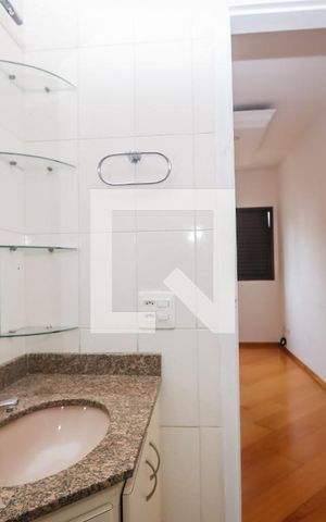 Apartamento à venda com 79m², 2 quartos e 2 vagas Apartamento à venda com 79m², 2 quartos e 2 vagasBanheiro 2
