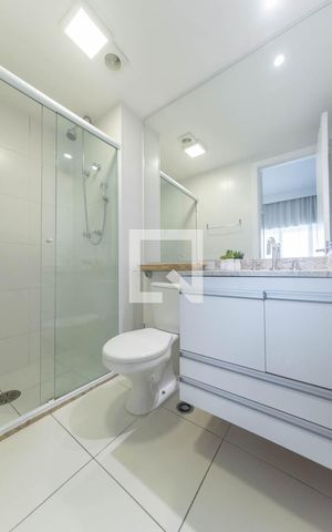 Apartamento à venda com 33m², 1 quarto e 1 vaga Apartamento à venda com 33m², 1 quarto e 1 vagaBanheiro