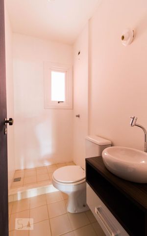 Casa de condomínio à venda com 110m², 3 quartos e 2 vagas
