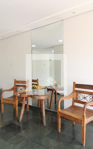 Apartamento para alugar com 72m², 2 quartos e 1 vagaHall
