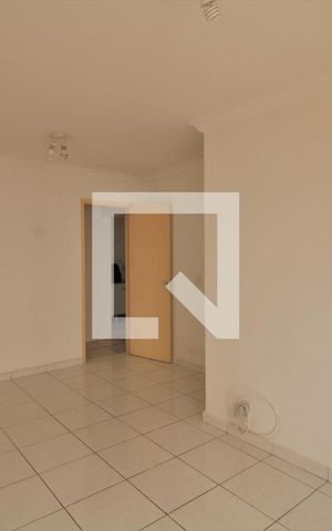 Apartamento para alugar com 72m², 2 quartos e 1 vagaSala