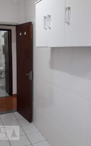 Studio para alugar com 56m², 1 quarto e sem vaga Studio para alugar com 56m², 1 quarto e sem vagaCozinha