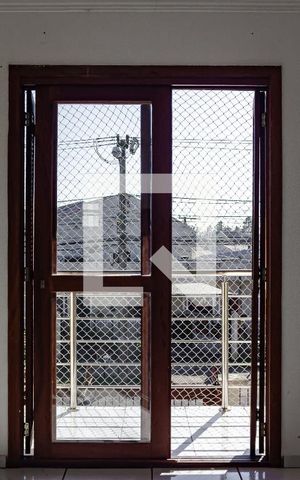 Casa à venda com 197m², 4 quartos e 3 vagas Casa à venda com 197m², 4 quartos e 3 vagasVaranda