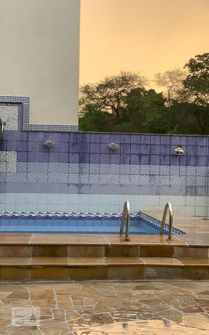 Apartamento para alugar com 700m², 4 quartos e 3 vagas Apartamento para alugar com 700m², 4 quartos e 3 vagasPiscina