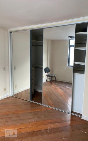 Apartamento para alugar com 700m², 4 quartos e 3 vagas Apartamento para alugar com 700m², 4 quartos e 3 vagasSuite