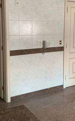 Apartamento para alugar com 700m², 4 quartos e 3 vagas Apartamento para alugar com 700m², 4 quartos e 3 vagasBanheiro da Suíte
