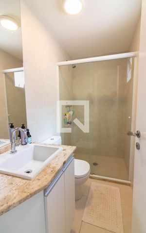 Apartamento à venda com 67m², 2 quartos e 2 vagasSuíte, banheiro 
