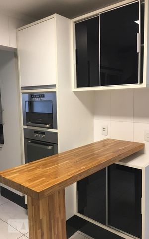 Apartamento à venda com 82m², 2 quartos e 2 vagas Apartamento à venda com 82m², 2 quartos e 2 vagasCozinha