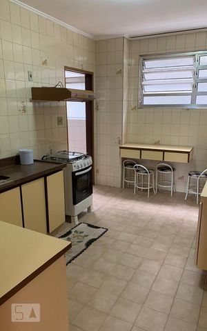 Apartamento à venda com 84m², 2 quartos e 1 vagaCozinha