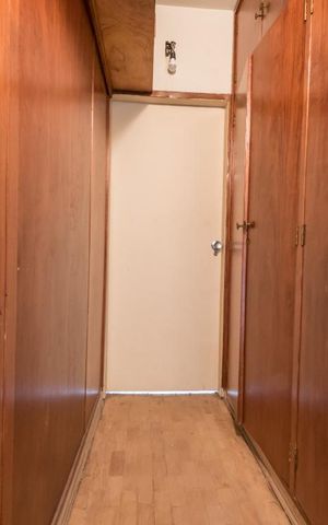 Casa para alugar com 1000m², 5 quartos e 3 vagas Casa para alugar com 1000m², 5 quartos e 3 vagasCloset