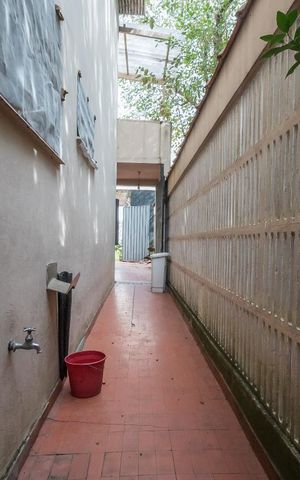 Casa para alugar com 1000m², 5 quartos e 3 vagas Casa para alugar com 1000m², 5 quartos e 3 vagasCorredor Lateral