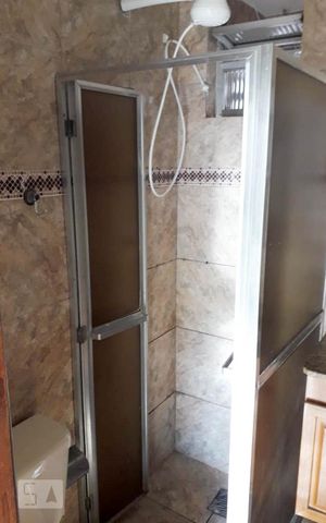Apartamento para alugar com 40m², 2 quartos e sem vaga Apartamento para alugar com 40m², 2 quartos e sem vagaBanheiro